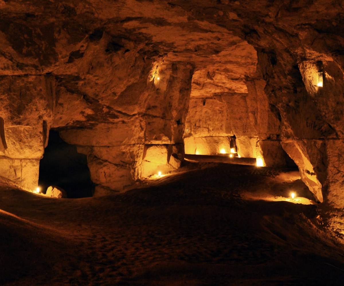 Tykarpsgrottan cave interior