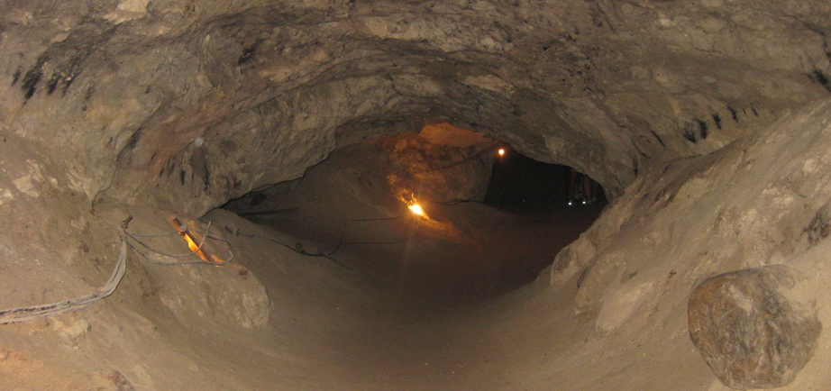 Tykarpsgrottan cave interior