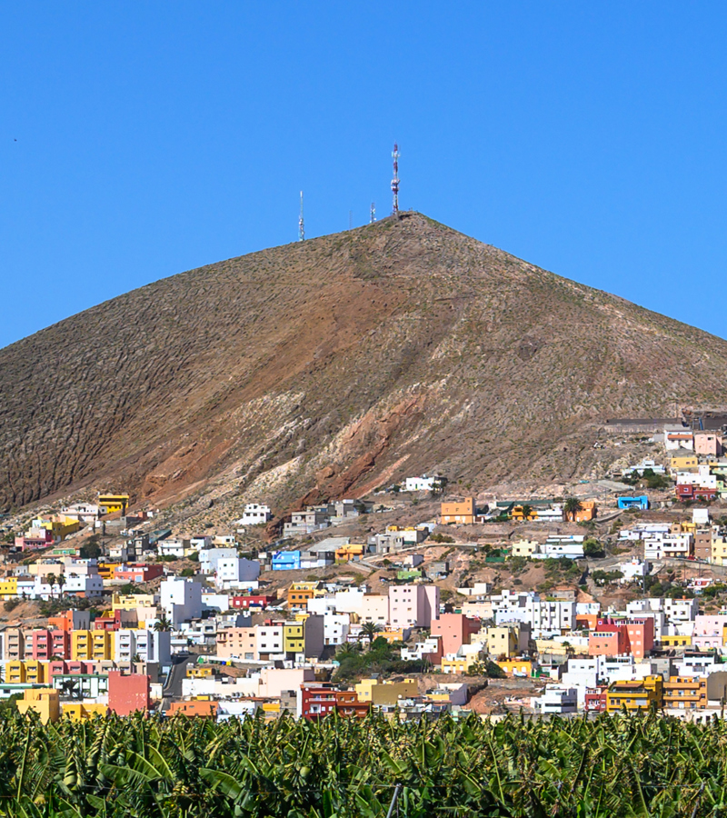 Gáldar hillside and houses