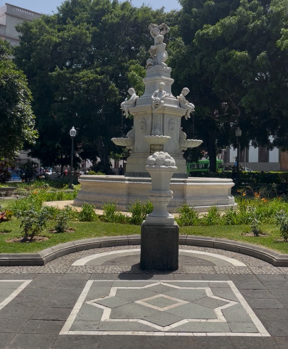 Fuenta Plaza Weyler