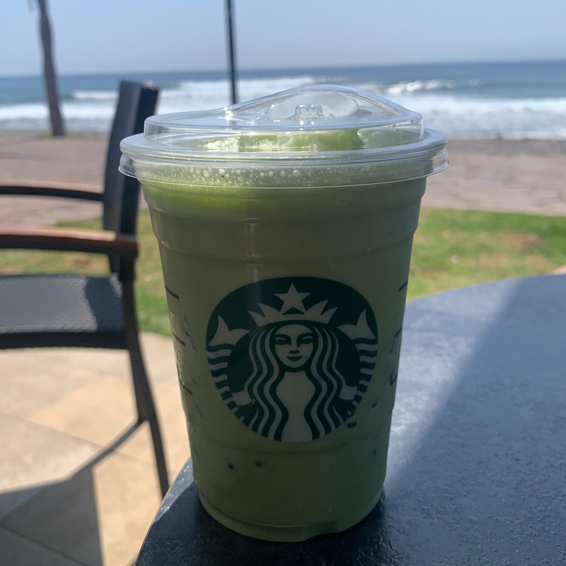 Starbucks - Iced matcha latte